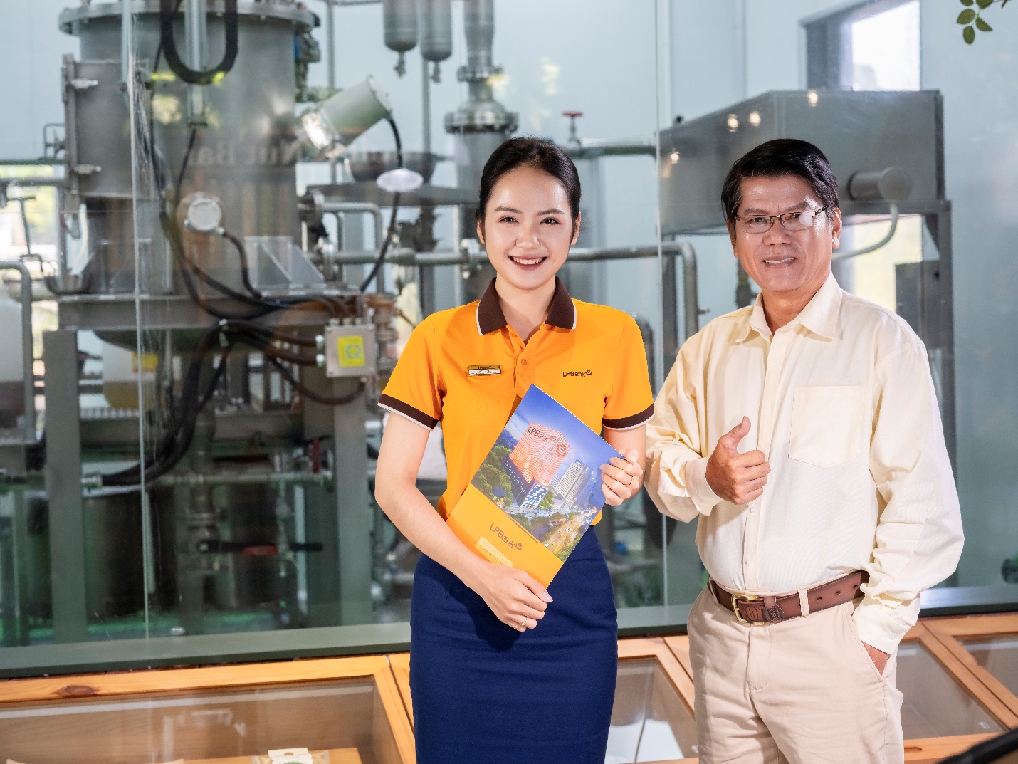 LPBank khơi th&ocirc;ng d&ograve;ng vốn 2.000 tỷ đồng, tiếp sức doanh nghiệp nhỏ v&agrave; vừa tăng trưởng - Ảnh 1.