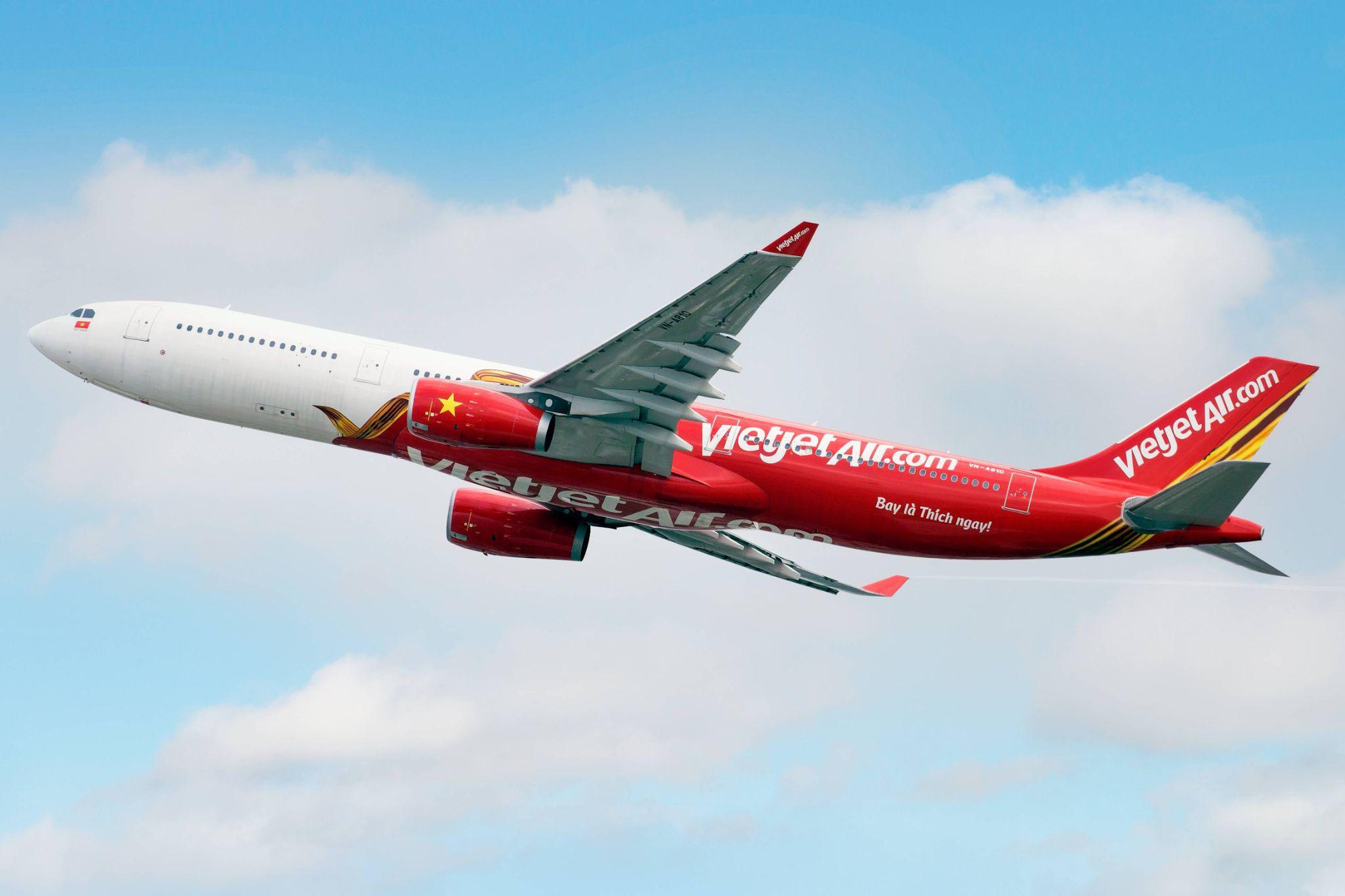 Vietjet tăng 82.000 chỗ, sẵn sàng phục vụ cao điểm Quốc khánh 2/9 - Ảnh 1.