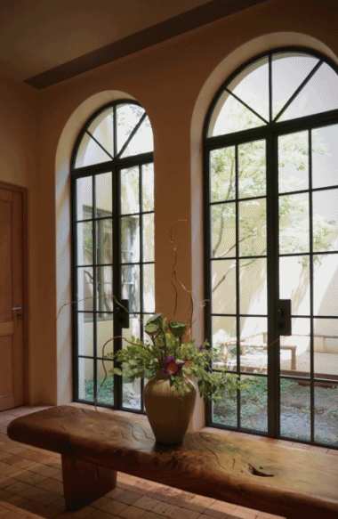 Người phụ nữ 33 tuổi cải tạo căn nhà bỏ hoang thành tổ ấm 680m²: Không phòng khách truyền thống, sống giữa cây xanh như nghỉ dưỡng mỗi ngày- Ảnh 21.