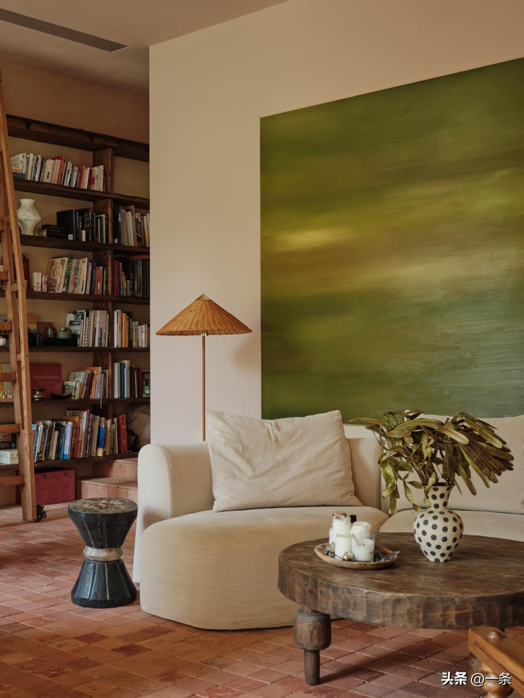 Người phụ nữ 33 tuổi cải tạo căn nhà bỏ hoang thành tổ ấm 680m²: Không phòng khách truyền thống, sống giữa cây xanh như nghỉ dưỡng mỗi ngày- Ảnh 19.