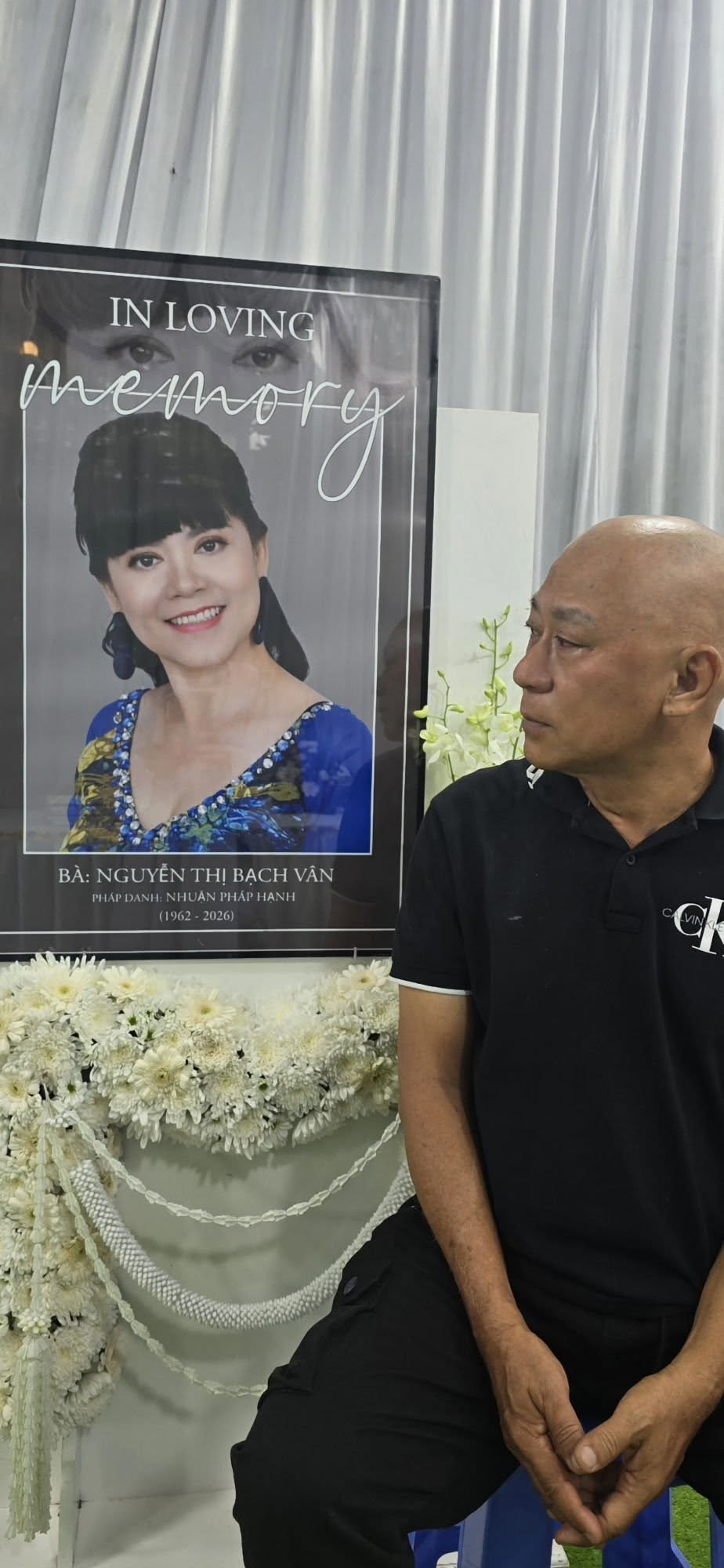 Nghệ sĩ Việt sau khi xây mộ cho vợ quá cố: "Bà vẫn cùng cả nhà mừng sinh nhật" - Ảnh 4.