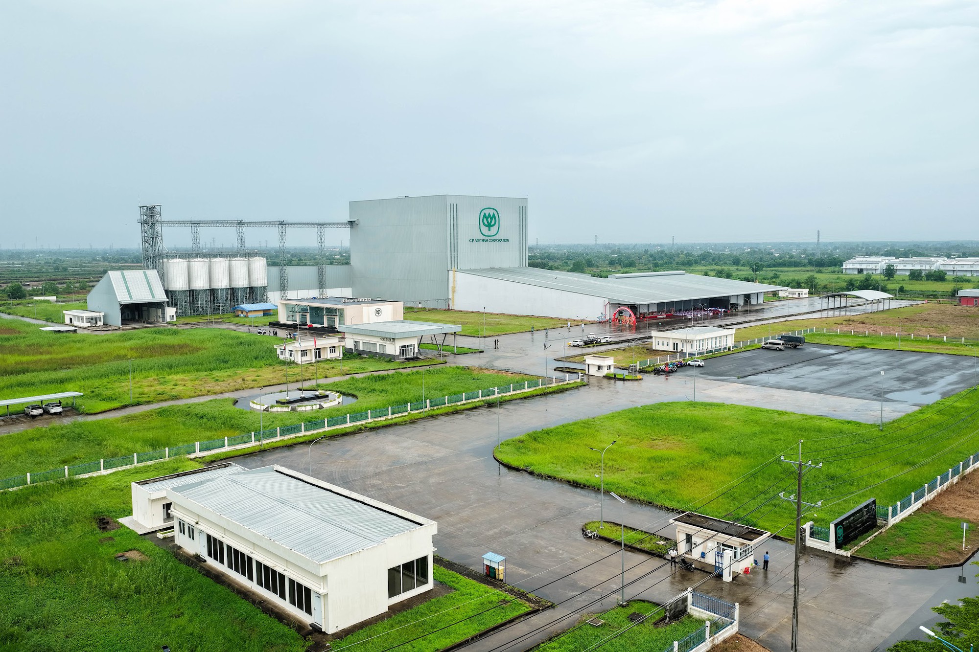 C.P. Việt Nam vận hành nhà máy 1.725 tỷ đồng, tăng năng lực cung ứng thức ăn thủy sản tại Miền Tây - Ảnh 4.
