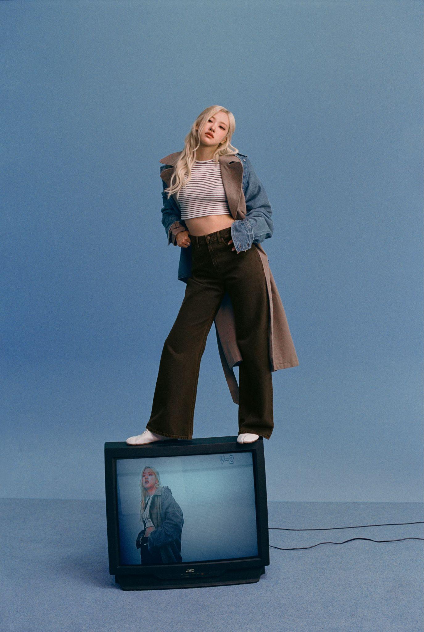 Rosé (BLACKPINK) tiếp tục "tạo bão" tại Việt Nam trong chiến dịch mới cùng Levi’s!- Ảnh 1.