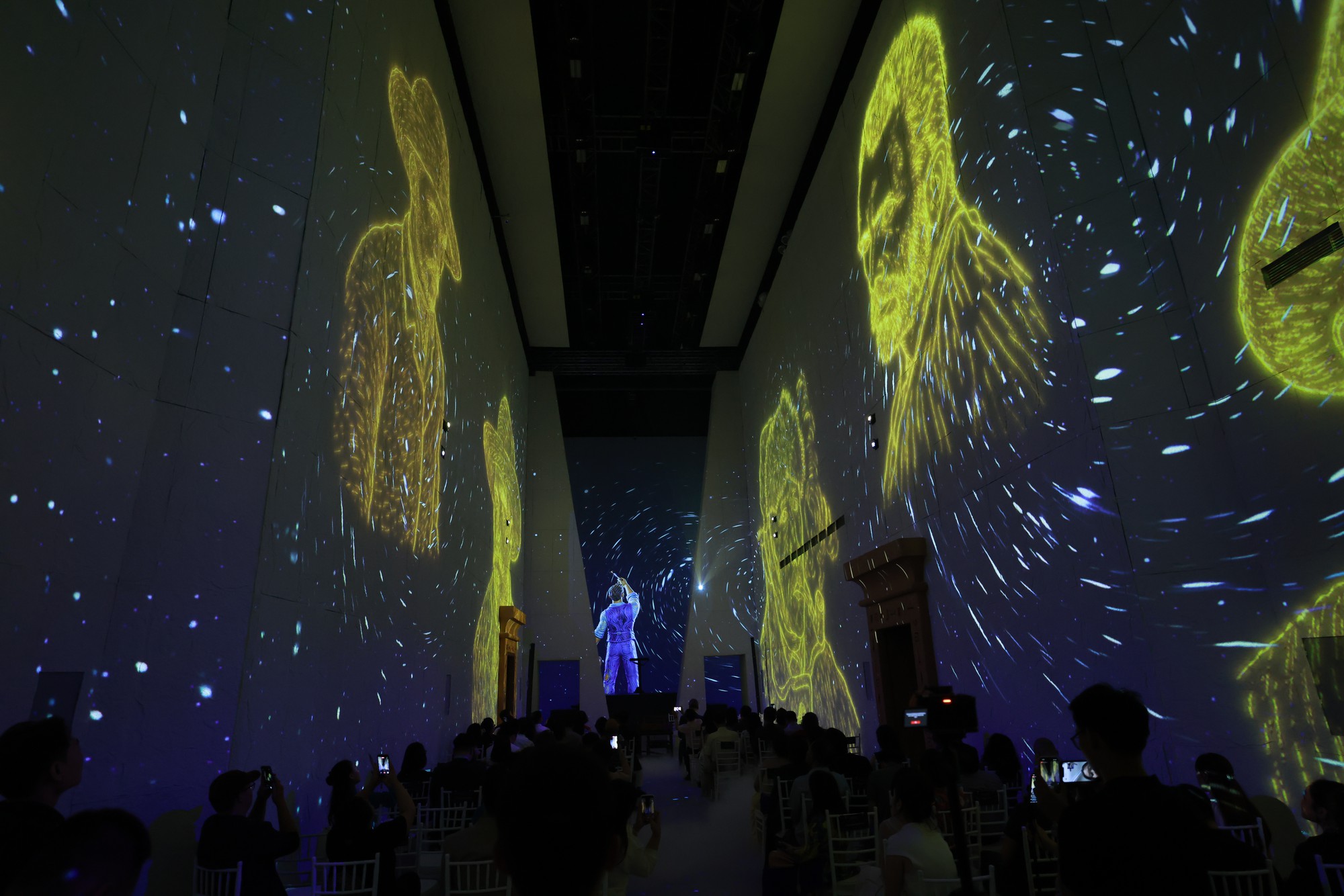 Van Gogh Timeless ch&iacute;nh thức mở cửa: Khi nghệ thuật, c&ocirc;ng nghệ v&agrave; cảm x&uacute;c c&ugrave;ng giao h&ograve;a - Ảnh 2.