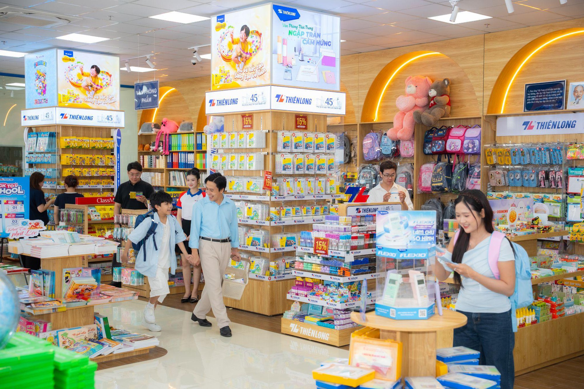 &rlm;Sẵn s&agrave;ng rộn r&agrave;ng tựu trường c&ugrave;ng Thi&ecirc;n Long&rlm; - Ảnh 1.