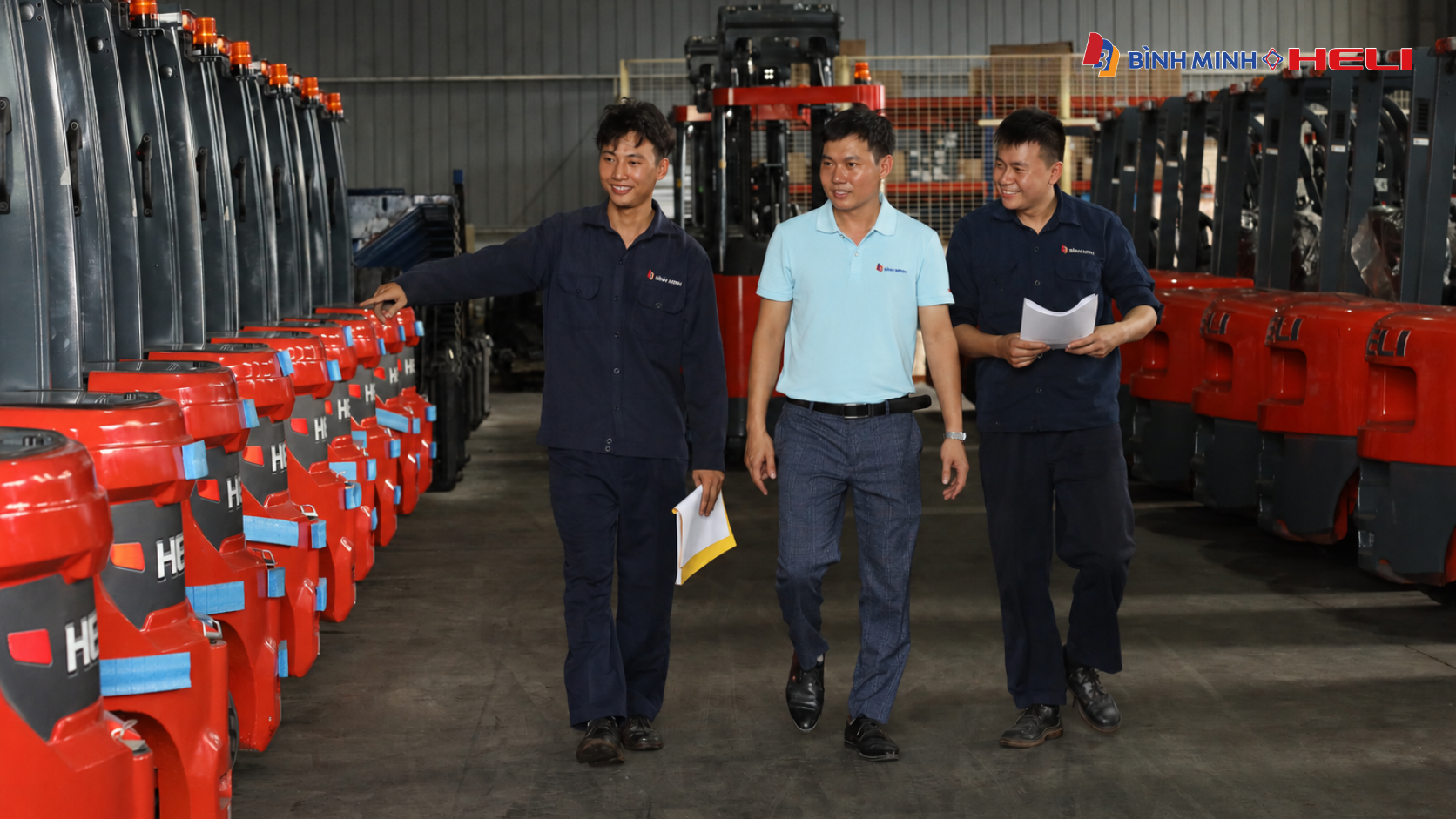 Xe nâng và cuộc đua công nghệ tự động hóa - Ảnh 2.