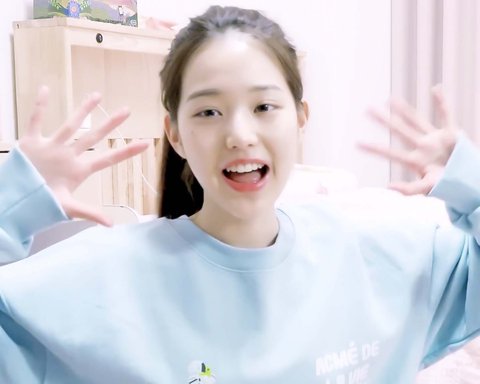 C&ocirc;ng ch&uacute;a Kpop l&agrave;m g&igrave; để c&oacute; l&agrave;n da s&aacute;ng như gương?- Ảnh 3.