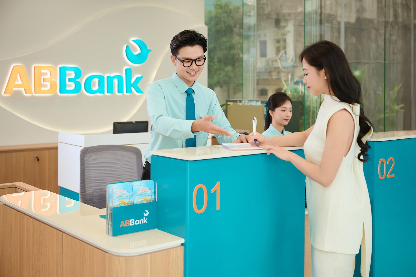 Giao dịch tại ABBank thuận tiện hơn với mô hình Số hóa giao dịch tại quầy- Ảnh 3.