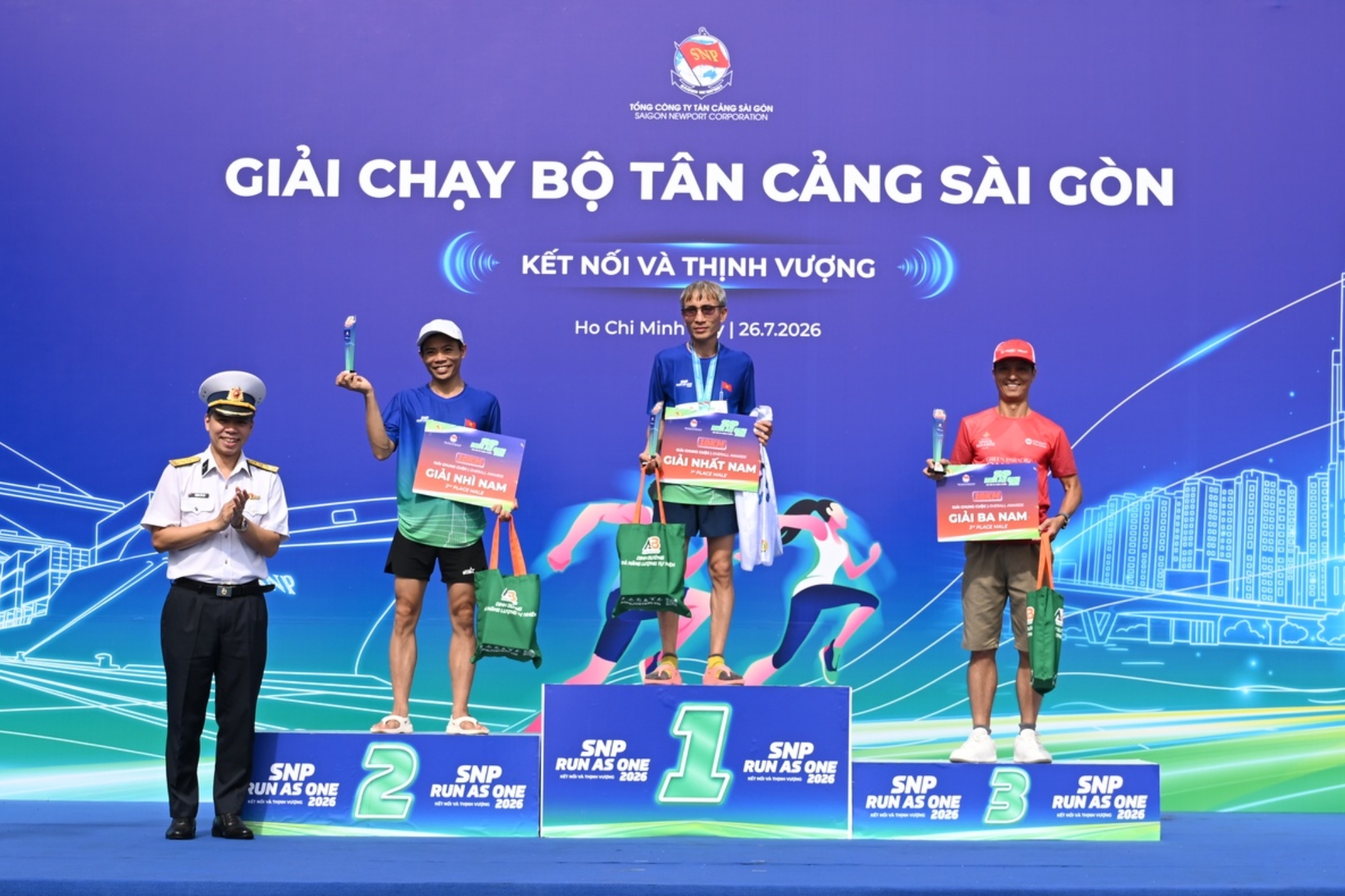 Hành trình tri ân được viết bằng những trải nghiệm cùng Tân Cảng Sài Gòn - Ảnh 2.