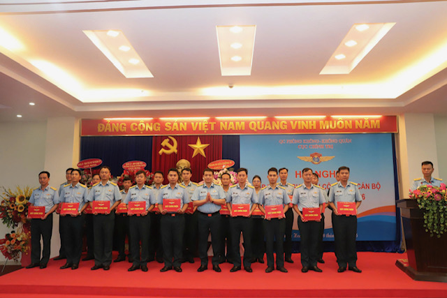 Cục Ch&iacute;nh trị Qu&acirc;n chủng Ph&ograve;ng kh&ocirc;ng-Kh&ocirc;ng qu&acirc;n tổ chức tập huấn nghiệp vụ c&ocirc;ng t&aacute;c C&aacute;n bộ năm 2026 - Ảnh 2.