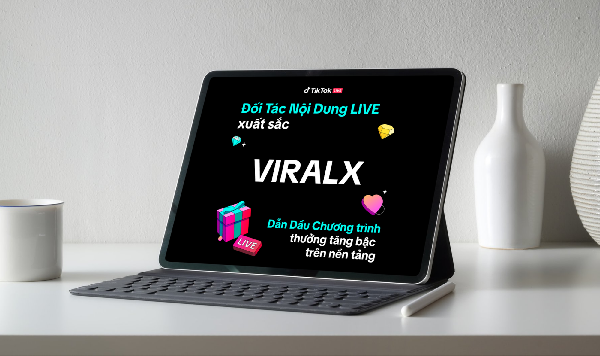 VIRALX - Đại l&yacute; lọt Top 3 Chương tr&igrave;nh thưởng th&aacute;ng 5 của TikTok LIVE nhờ hệ thống vận h&agrave;nh lấy con người l&agrave; trọng t&acirc;m - Ảnh 1.