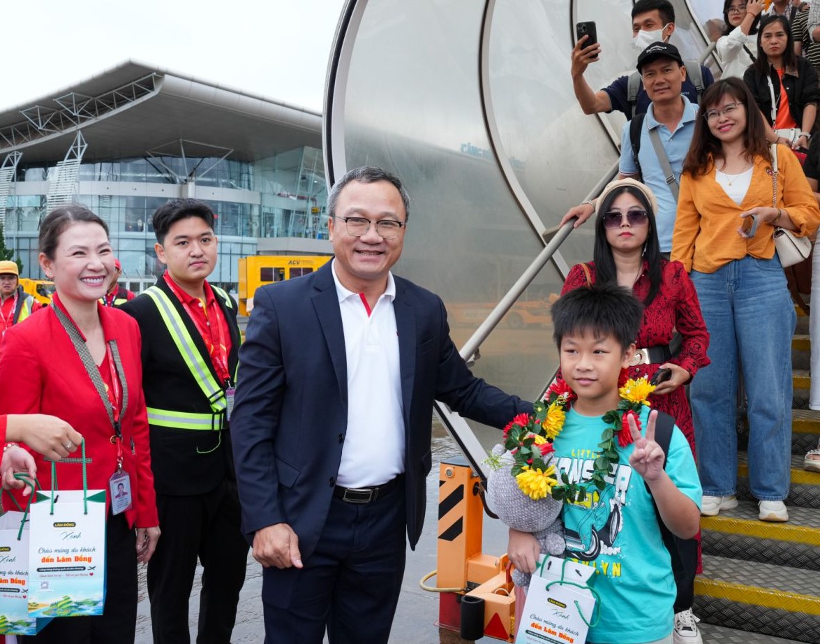 Vietjet nối lại 5 đường bay đến Đà Lạt, đưa thành phố ngàn hoa gần hơn với du khách cả nước- Ảnh 4.