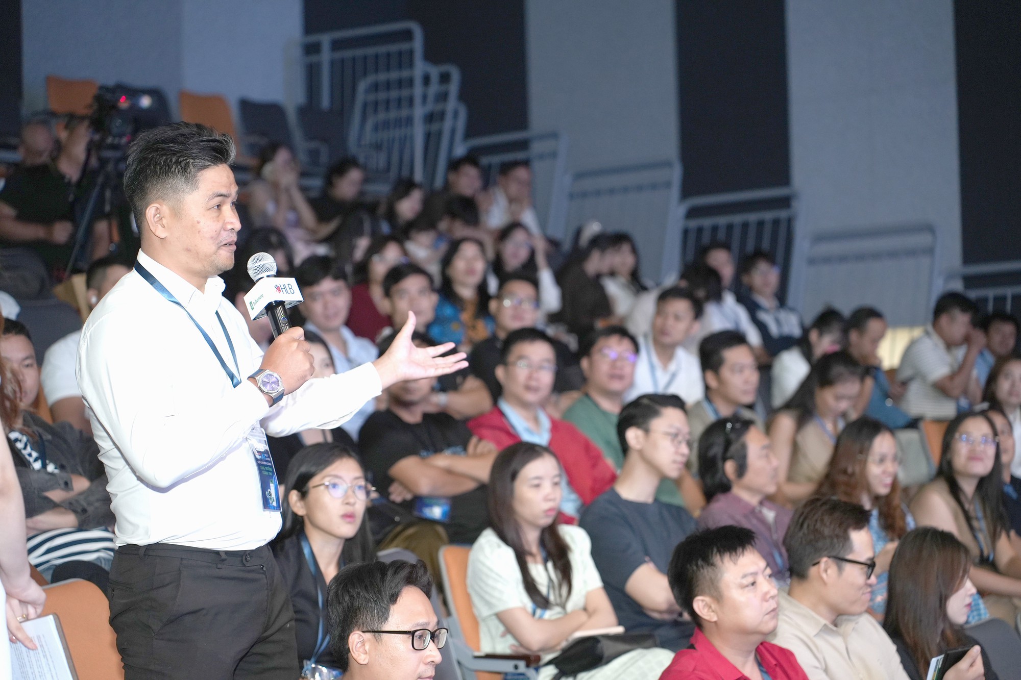 5,2 triệu hộ kinh doanh Việt Nam đang ở đâu giữa làn sóng AI- Ảnh 1.