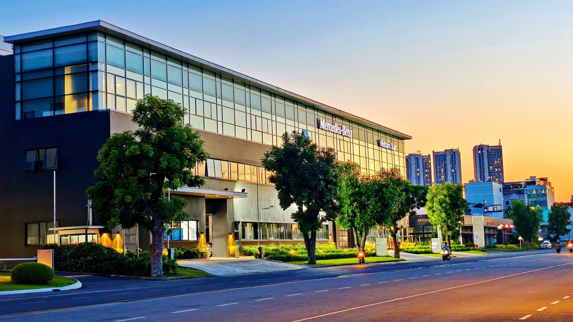 Mercedes-Benz Vietnam Star Automobile: Chuẩn mực mới của sự sang trọng- Ảnh 2.