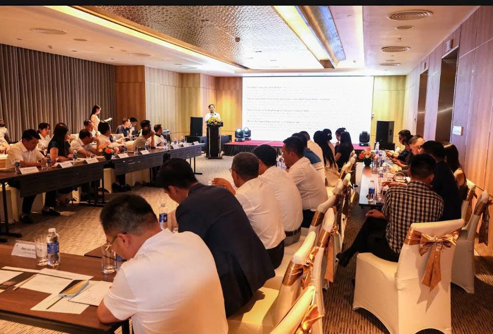 Bestune Xiaoma 222 ra mắt Việt Nam cùng nhận diện FAWCAR mới - Ảnh 1.