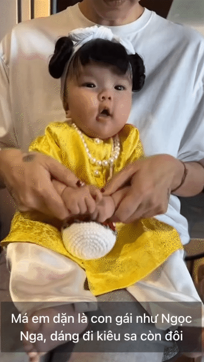 Con gái Puka - Gin Tuấn Kiệt được ba mẹ đưa về quê ngoại, "em bé miền Tây" quậy tới bến, cười khanh khác bên ba Gin - Ảnh 11.
