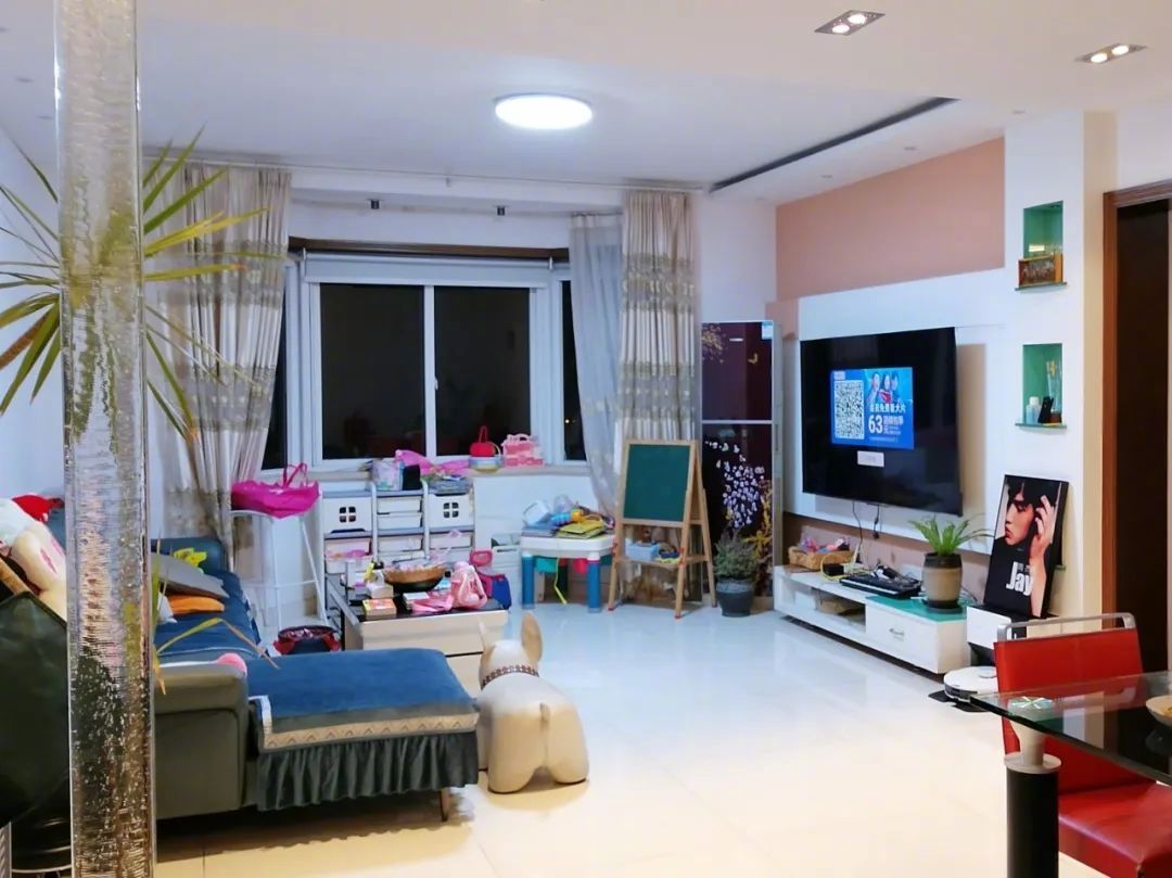 Bán nhà lỗ 1,9 tỷ rồi quay lại ở thuê, người phụ nữ 28 tuổi nói: Tôi mất tiền nhưng lại thấy mình có lãi - Ảnh 8.