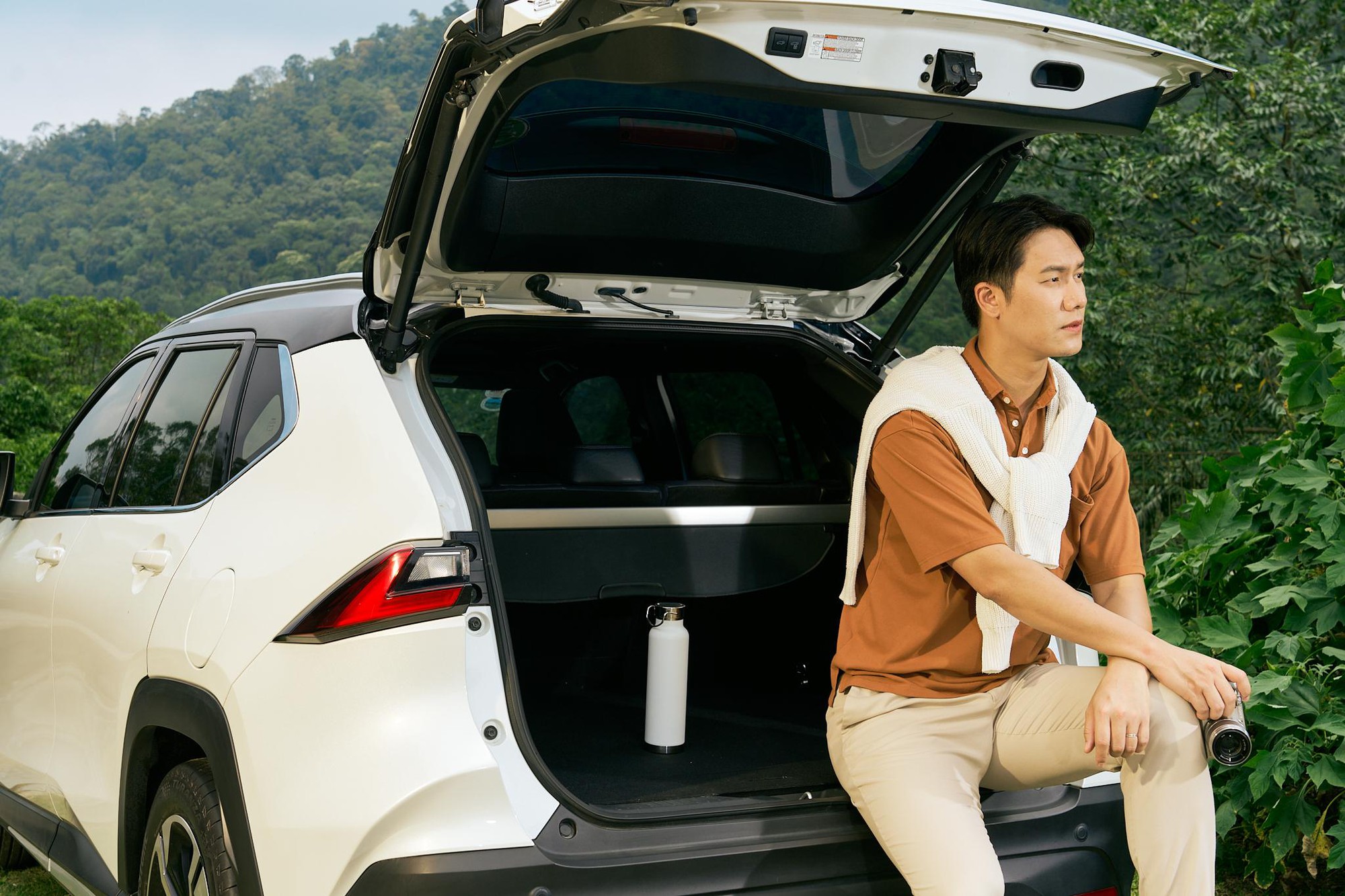 Tiếp đà bứt phá doanh số, Toyota Yaris Cross được ưu đãi lệ phí trước bạ tới 50 triệu đồng - Ảnh 2.