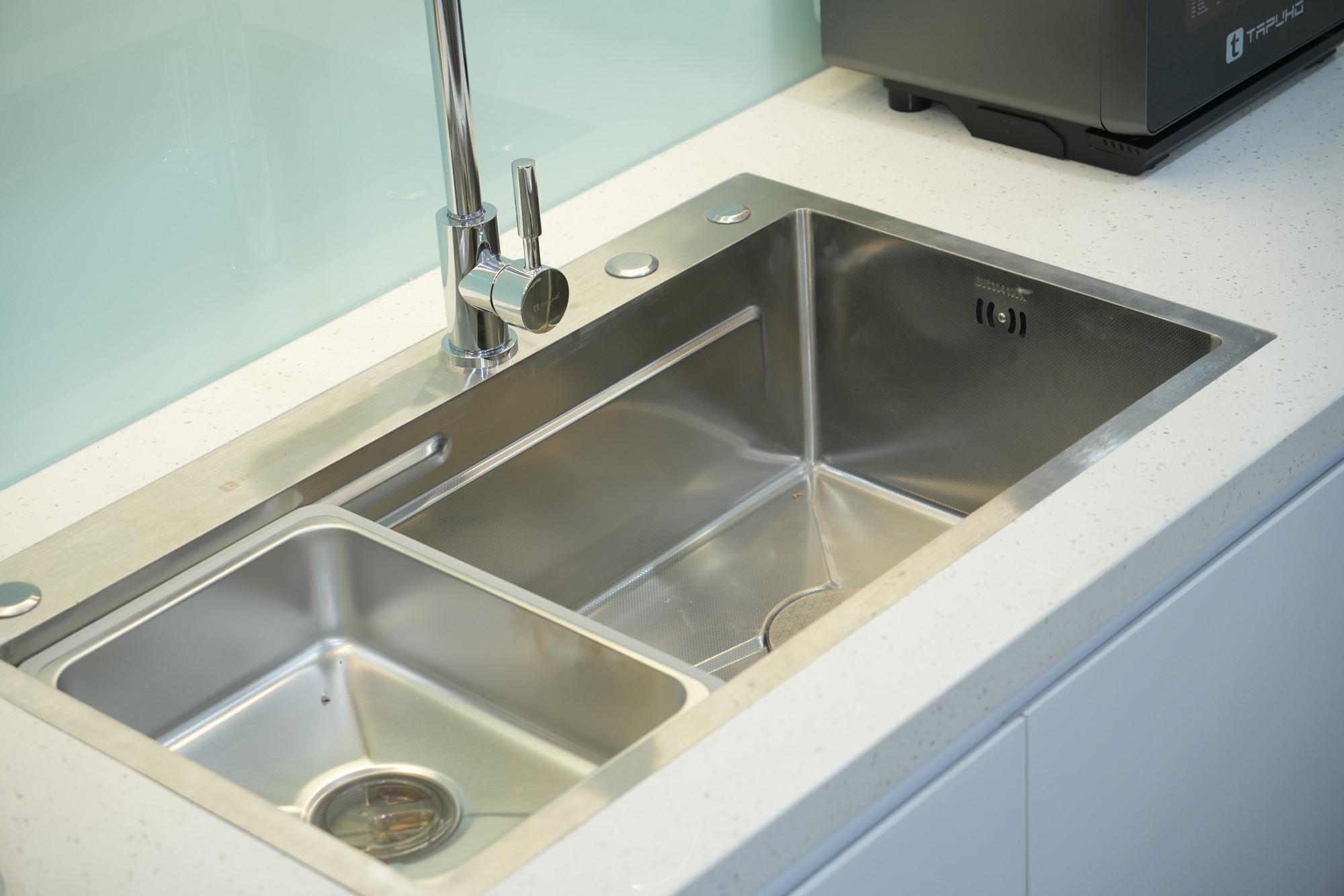 Cận cảnh căn hộ nh&agrave; ở x&atilde; hội HUD với giải ph&aacute;p ho&agrave;n thiện nội thất từ TAPUHO - Ảnh 2.