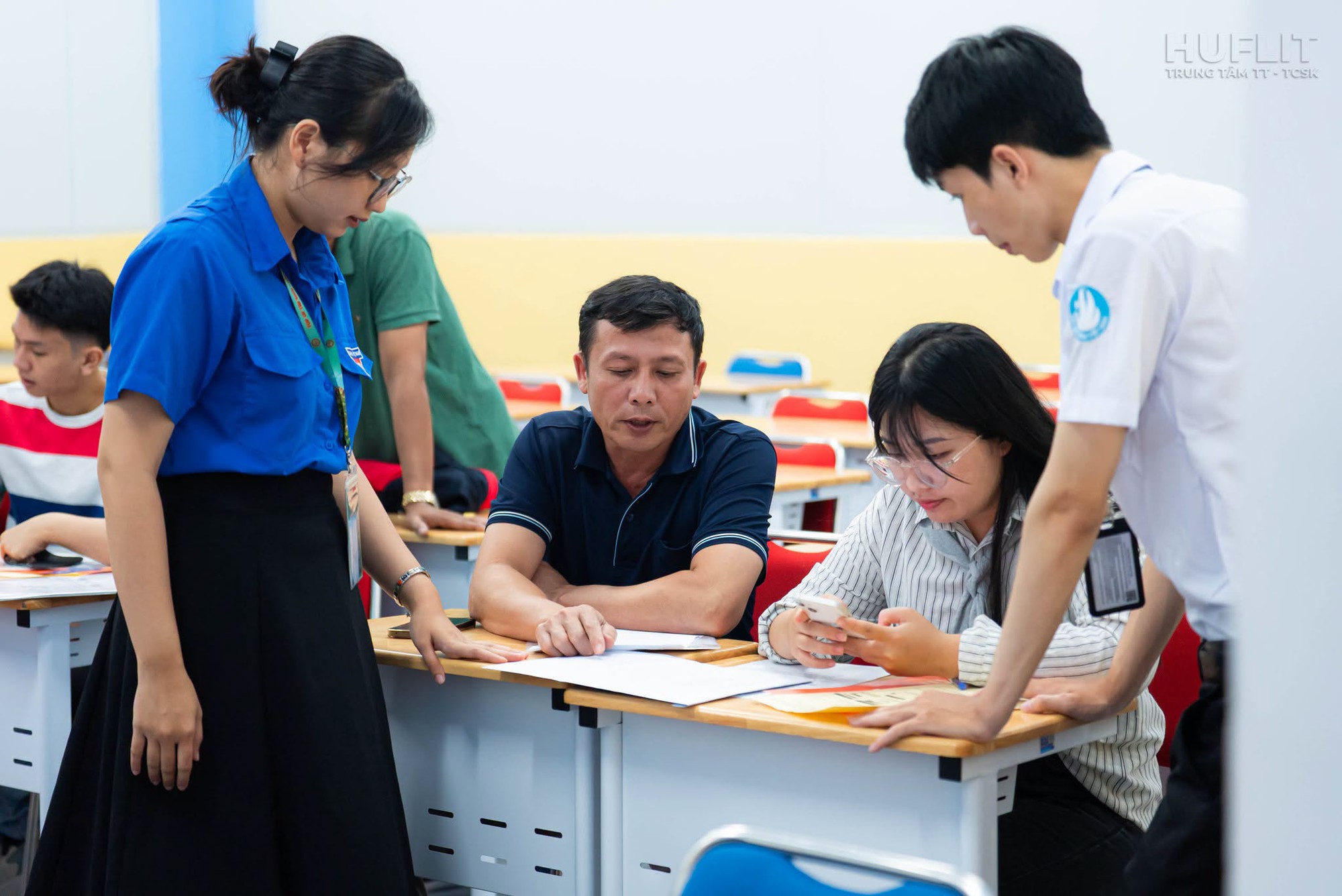 HUFLIT mở rộng cơ hội x&eacute;t tuyển bổ sung đến 31/8, th&ecirc;m lựa chọn cho th&iacute; sinh - Ảnh 2.