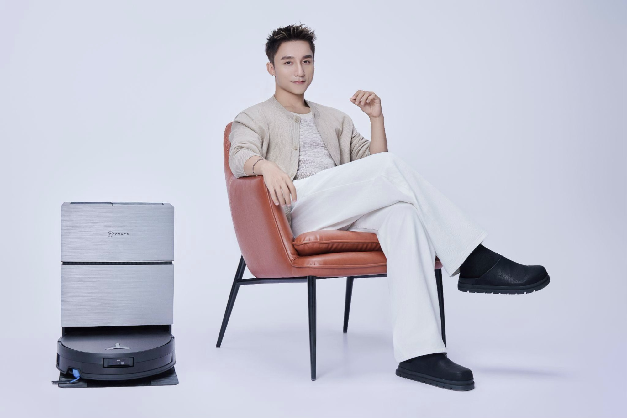 ECOVACS được công bố là thương hiệu robot hút bụi bán chạy số 1 thị trường Việt Nam năm 2025-2026 - Ảnh 2.