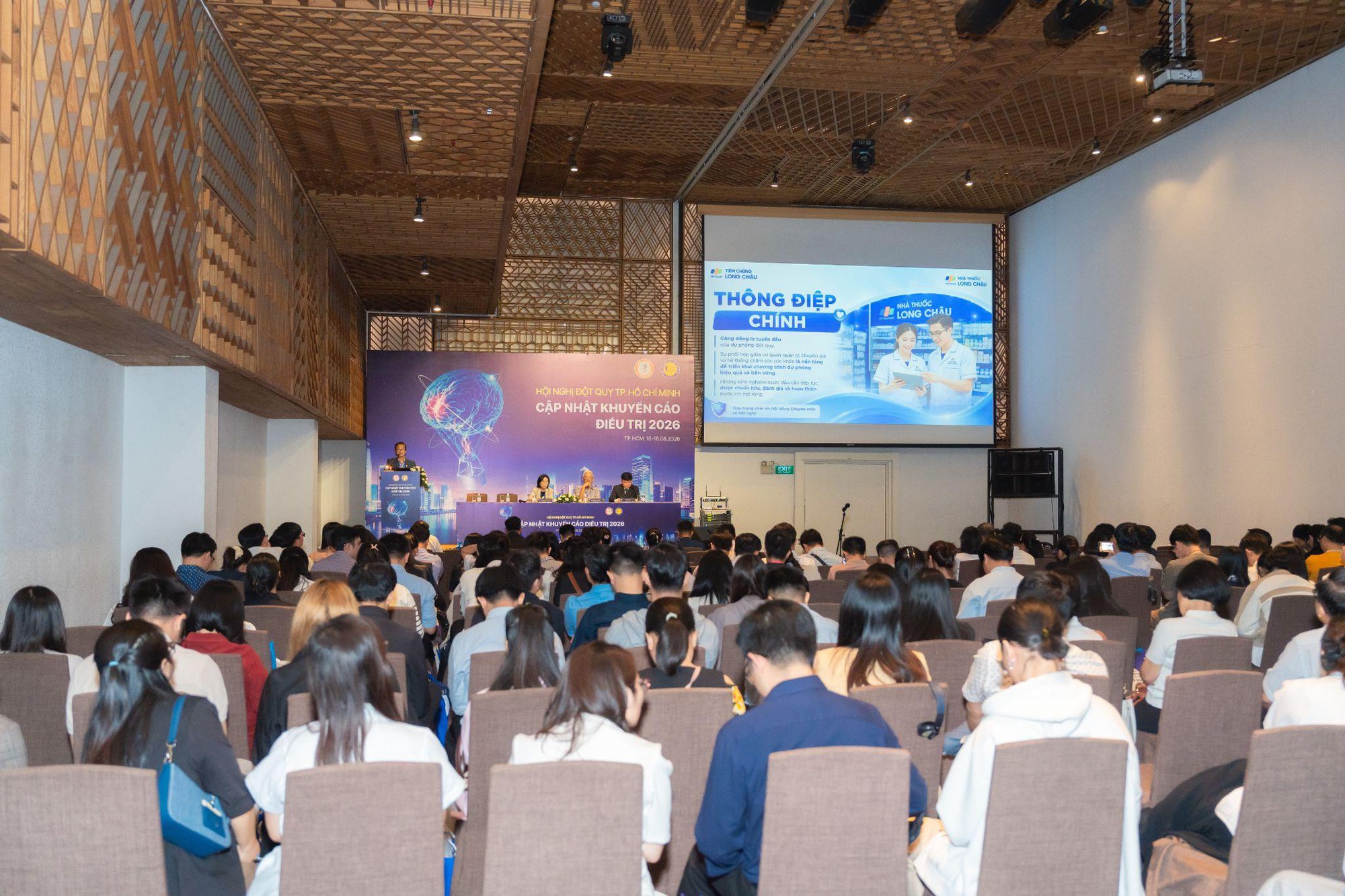 Hệ thống nhà thuốc và trung tâm tiêm chủng góp sức “giải bài toán” dự phòng, quản lý đột quỵ tại cộng đồng- Ảnh 3.