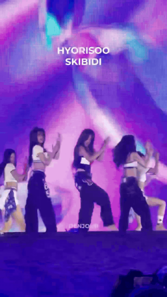 Diện mạo gây sốc của "ngọc trai đen" mỹ miều hàng đầu showbiz, không biết già đi là gì - Ảnh 10.
