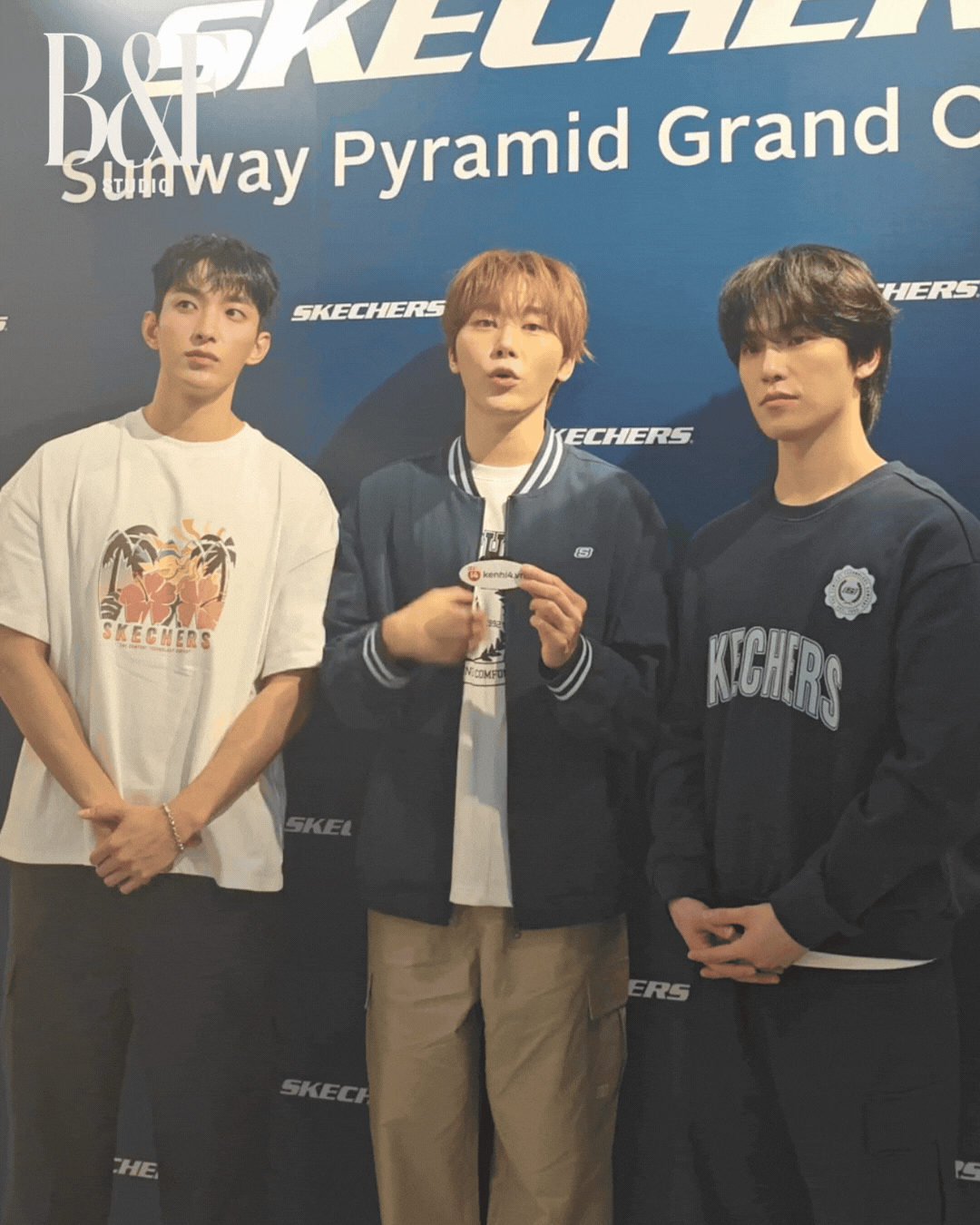 SEVENTEEN khiến 4 tầng TTTM đông đúc khi đổ bộ event Skechers, tiết lộ bí quyết để luôn "mới" sau 11 năm- Ảnh 5.