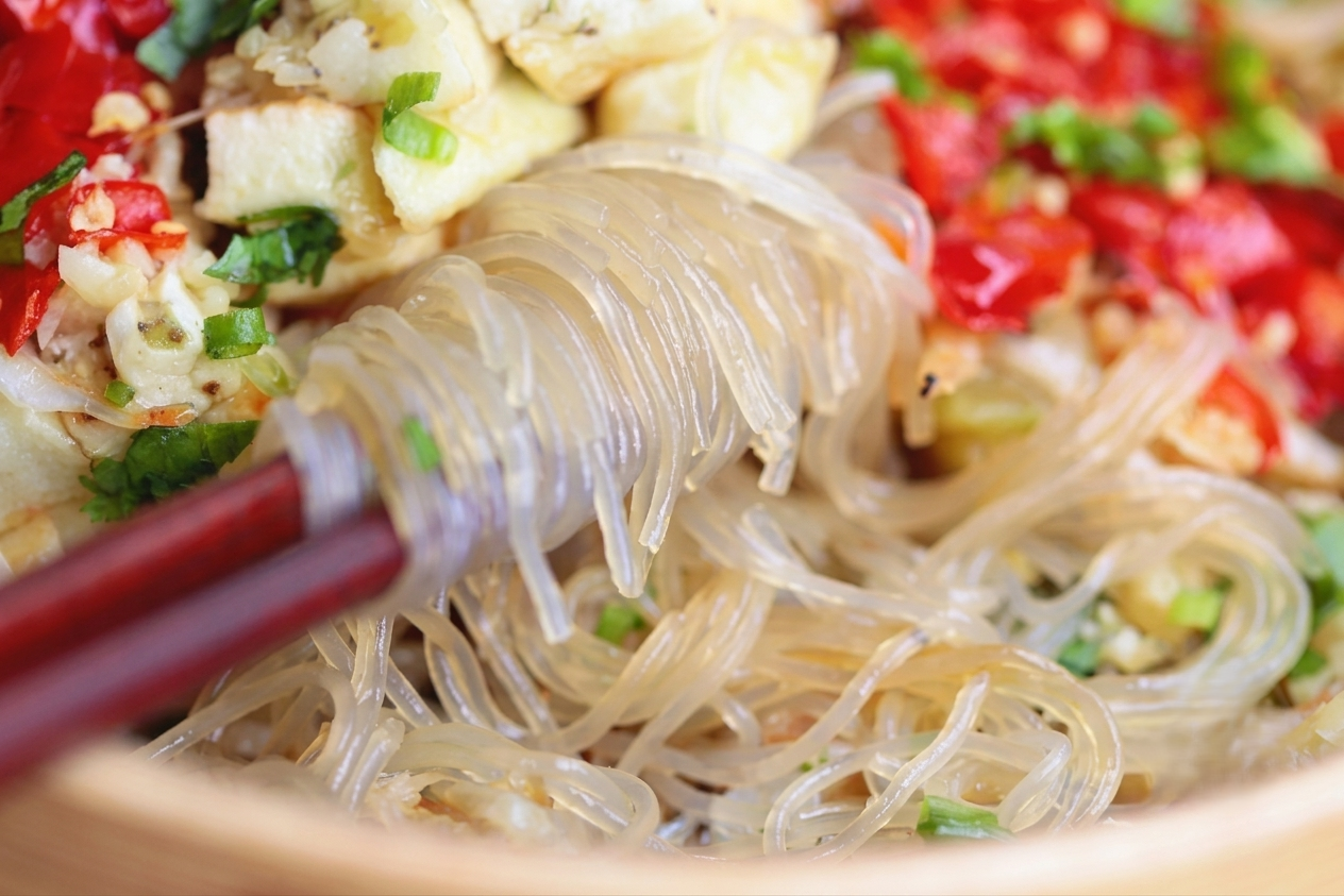 Tuyệt chi&ecirc;u kết hợp nguy&ecirc;n liệu cho miến chỉ khoảng 10 ngh&igrave;n đồng m&agrave; cực kỳ ngon- Ảnh 10.