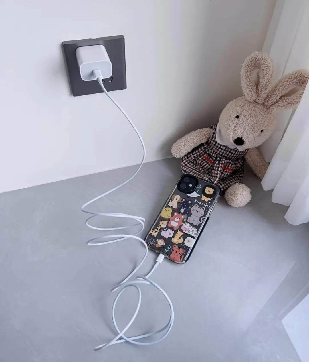 10 mẹo sống của c&ocirc; đồng nghiệp 25 tuổi khiến t&ocirc;i phải nghĩ lại: Kh&ocirc;ng cần tốn nhiều tiền, chỉ cần biết ti&ecirc;u đ&uacute;ng chỗ - Ảnh 1.
