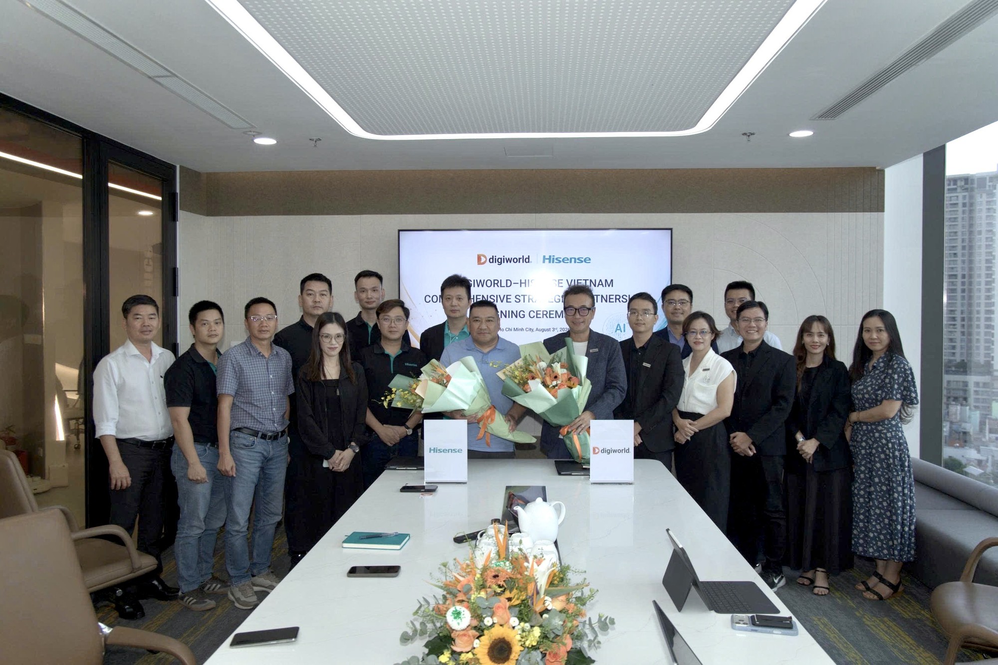 Digiworld v&agrave; Hisense k&yacute; kết hợp t&aacute;c chiến lược to&agrave;n diện, lấy B2B l&agrave;m động lực tăng trưởng mới- Ảnh 2.