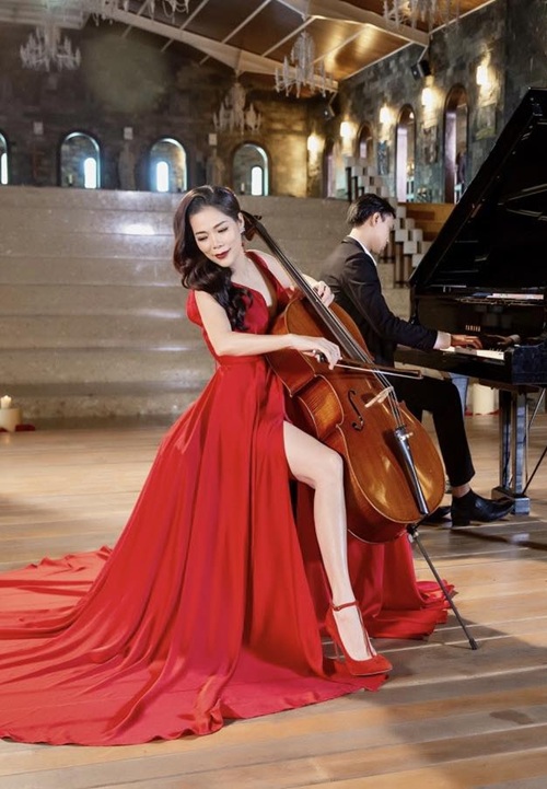Nữ ca sĩ l&agrave; Ph&oacute; chủ tịch gi&agrave;u c&oacute; n&oacute;i r&otilde; nguy&ecirc;n tắc l&agrave;m việc - Ảnh 1.