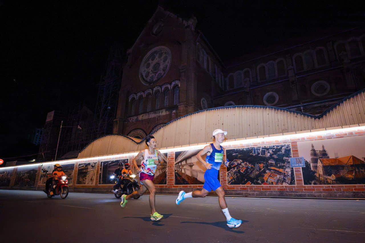 VPBank Ho Chi Minh City Music Half Marathon 2026 kh&eacute;p lại m&ugrave;a đầu ti&ecirc;n đầy cảm x&uacute;c- Ảnh 5.