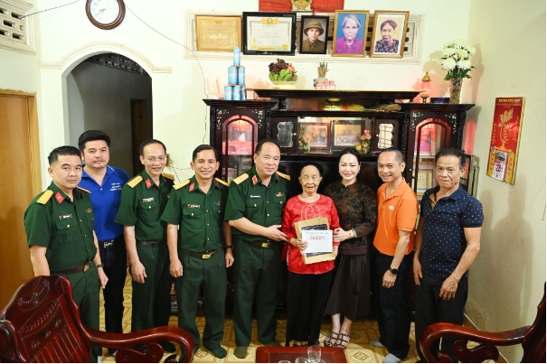 Chuỗi nhà thuốc hiện diện tại Côn Đảo: Long Châu "đi thật xa để đến thật gần" người dân- Ảnh 11.