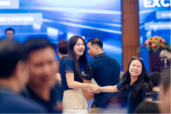 Khi Alumni trở lại: Kết nối hai thế hệ để giá trị FSB tiếp tục được truyền đi - Ảnh 2.