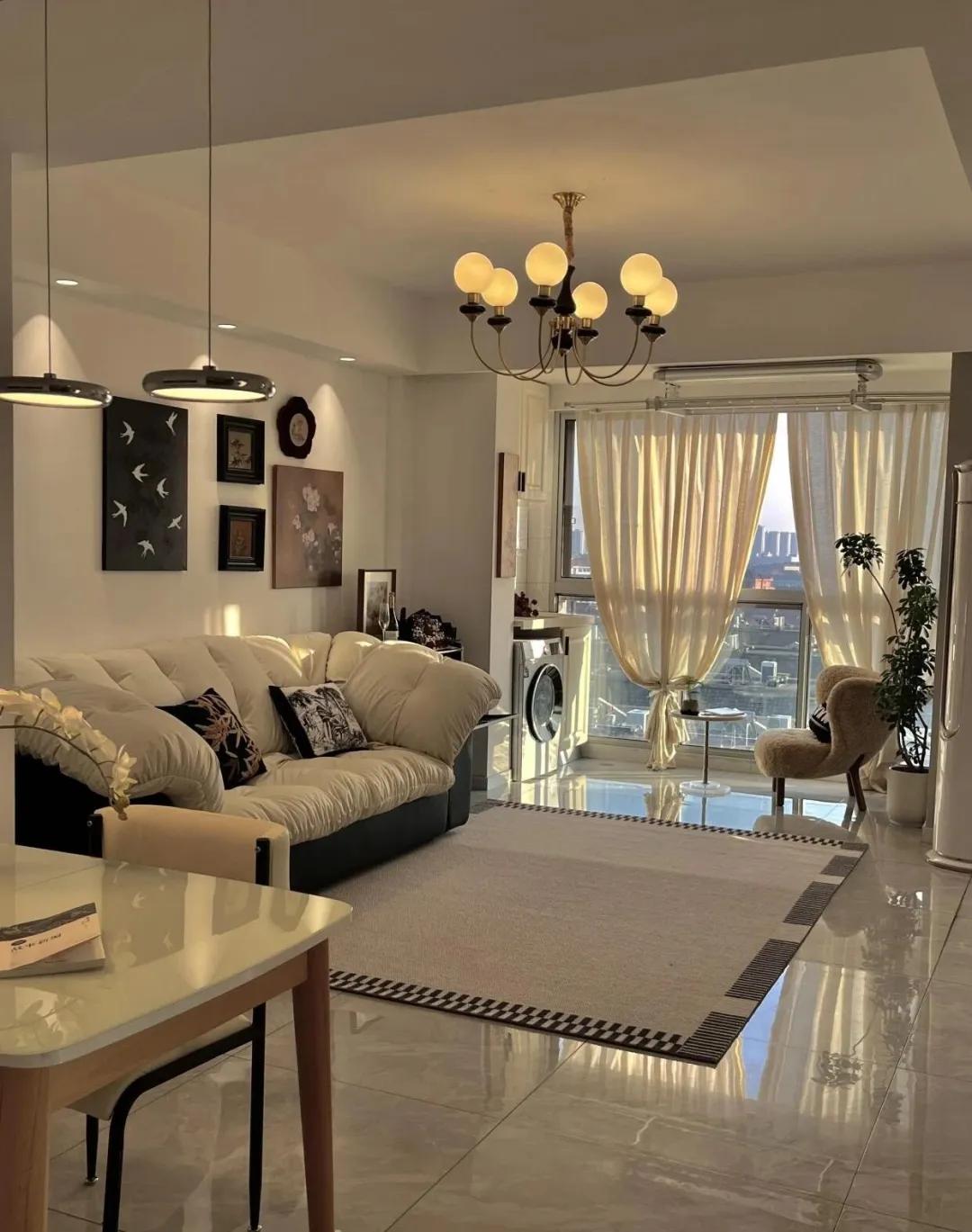 Số tiền tiết kiệm khi mua căn hộ tầng trên cùng đã bị tiêu hết, nhưng sau 2 năm tôi vẫn thấy hoàn toàn xứng đáng - Ảnh 2.