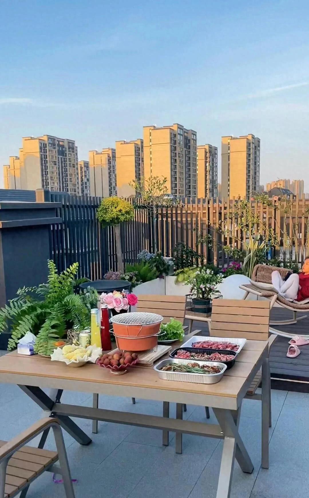 Số tiền tiết kiệm khi mua căn hộ tầng trên cùng đã bị tiêu hết, nhưng sau 2 năm tôi vẫn thấy hoàn toàn xứng đáng - Ảnh 5.