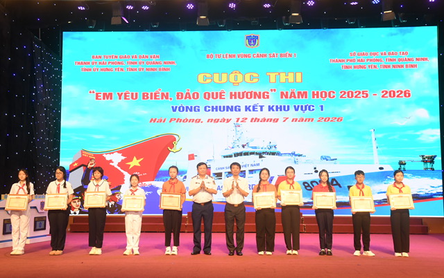 Để tình yêu biển, đảo lớn lên cùng tuổi trẻ: Hành trình lan tỏa tri thức, bồi đắp ý thức chủ quyền qua Cuộc thi "Em yêu biển, đảo quê hương" năm học 2025-2026 - Ảnh 10.