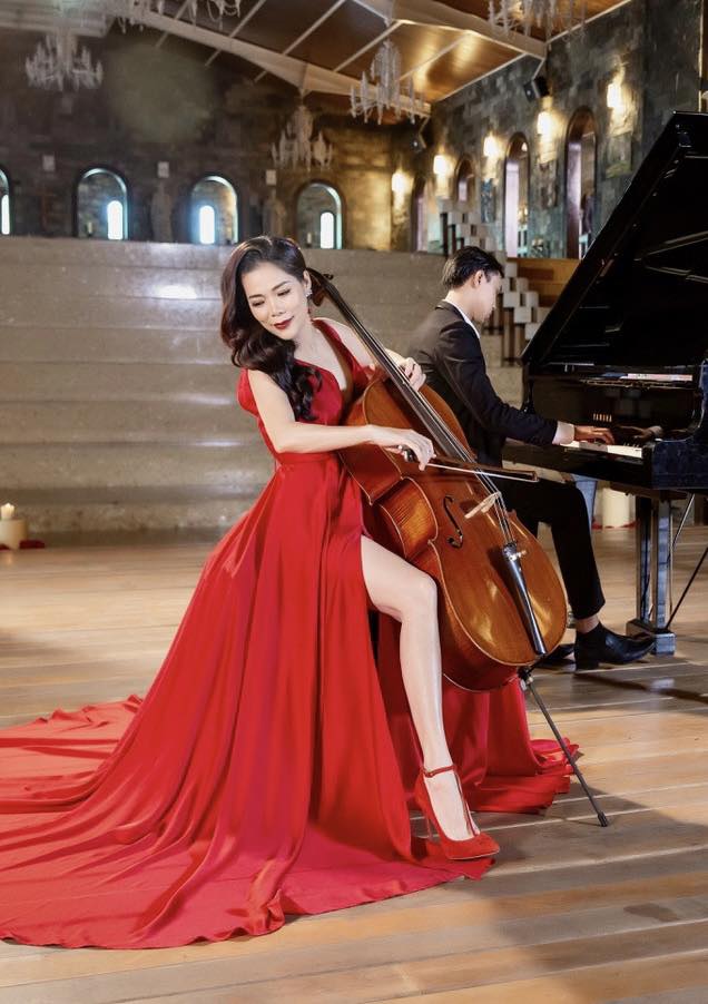 Việt Nam có phó chủ tịch tập đoàn nghỉ hát 10 năm, chán showbiz lui về sống an nhàn ở biệt thự nghìn mét vuông - Ảnh 2.