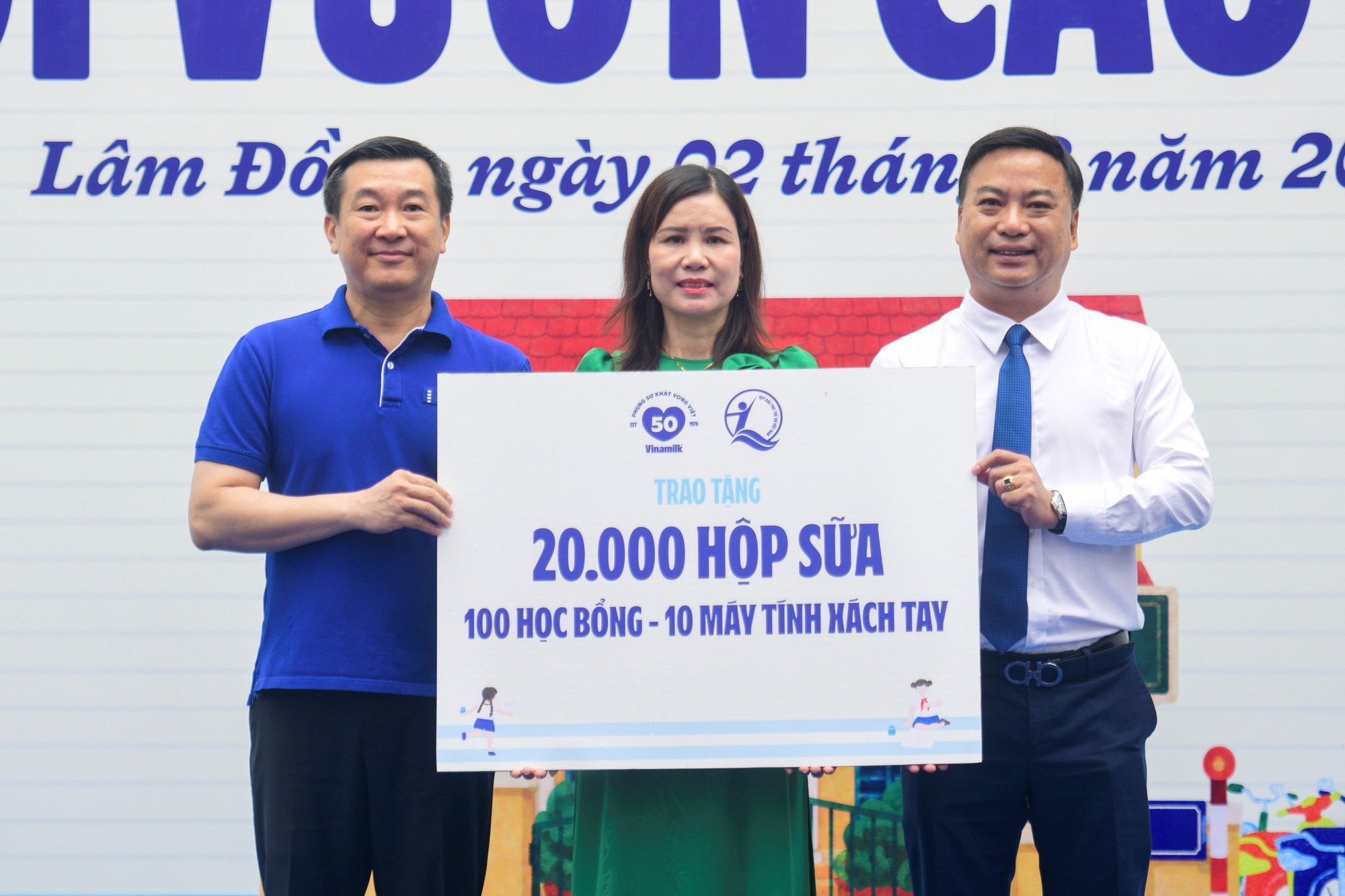 50 năm Vinamilk: Bền bỉ chăm s&oacute;c nền tảng cho thế hệ Việt Nam tương lai- Ảnh 1.