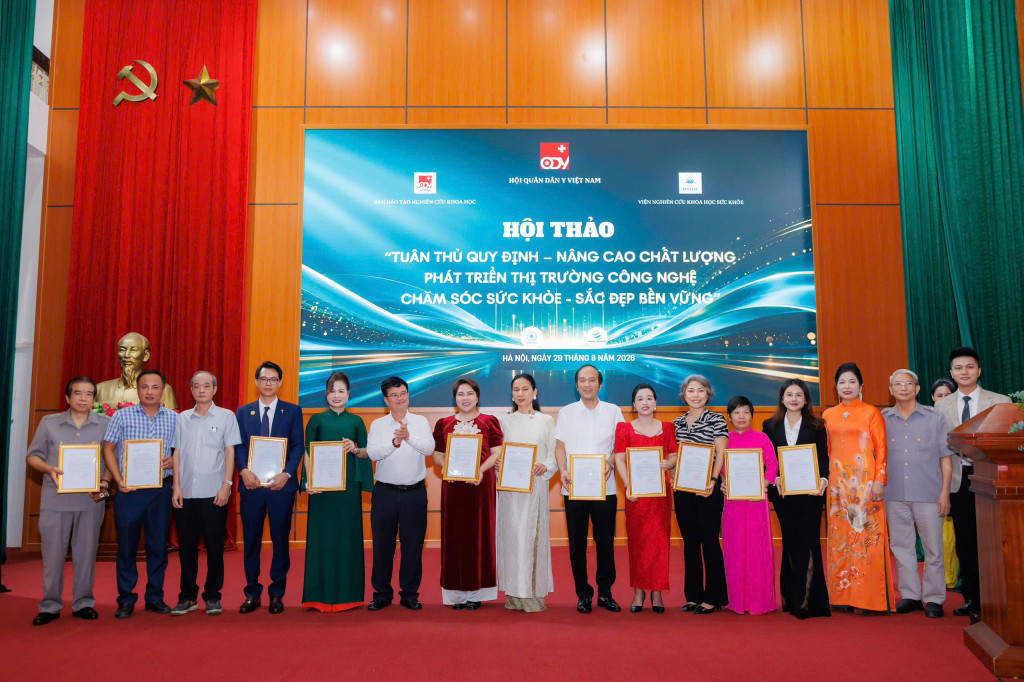 Hội thảo “Tuân thủ quy định – Nâng cao chất lượng – Phát triển thị trường chăm sóc sức khỏe, sắc đẹp bền vững”
- Ảnh 6.