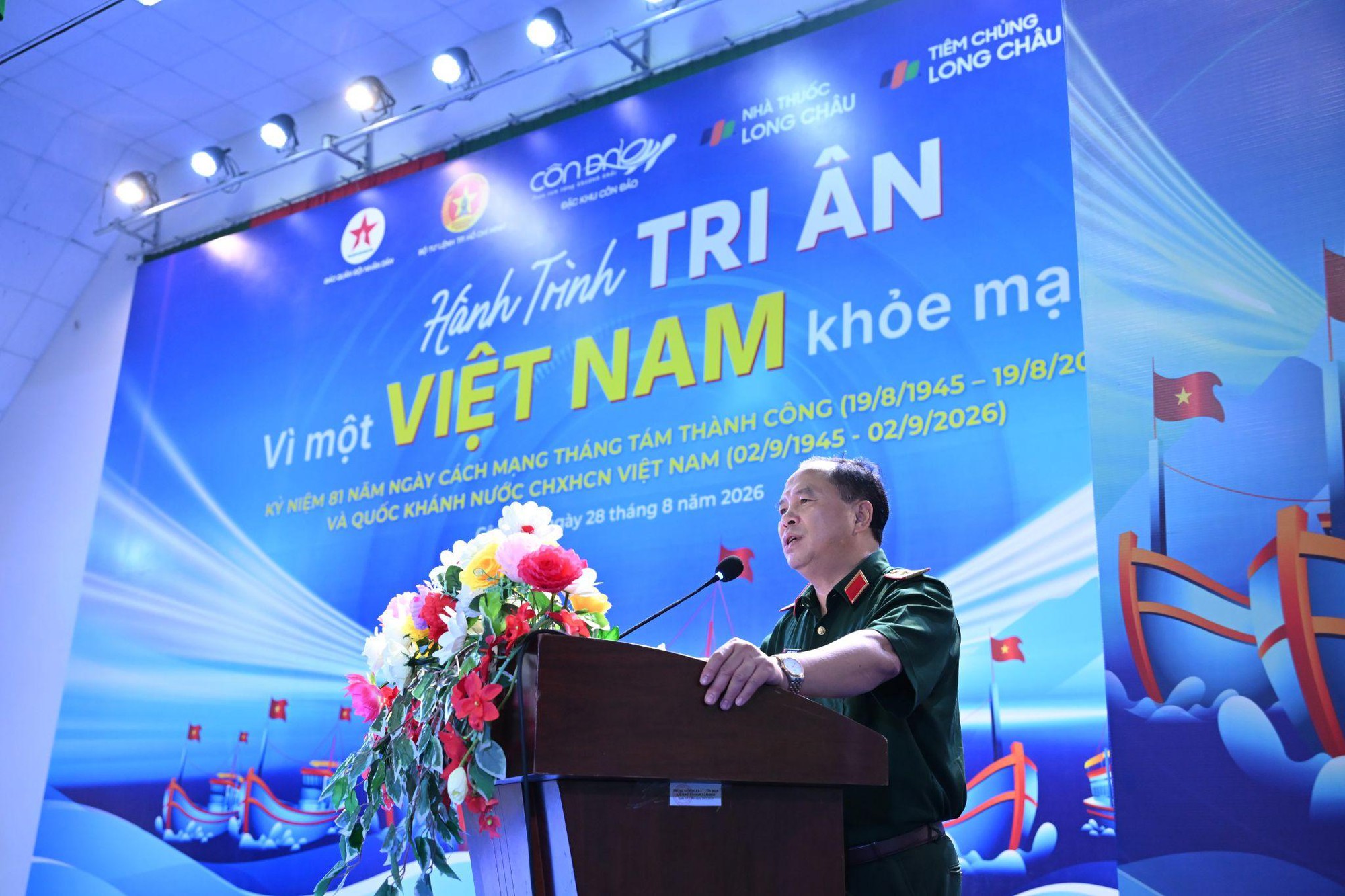 Long Ch&acirc;u nối d&agrave;i h&agrave;nh tr&igrave;nh tri &acirc;n tại v&ugrave;ng đảo tiền ti&ecirc;u thi&ecirc;ng li&ecirc;ng C&ocirc;n Đảo- Ảnh 2.