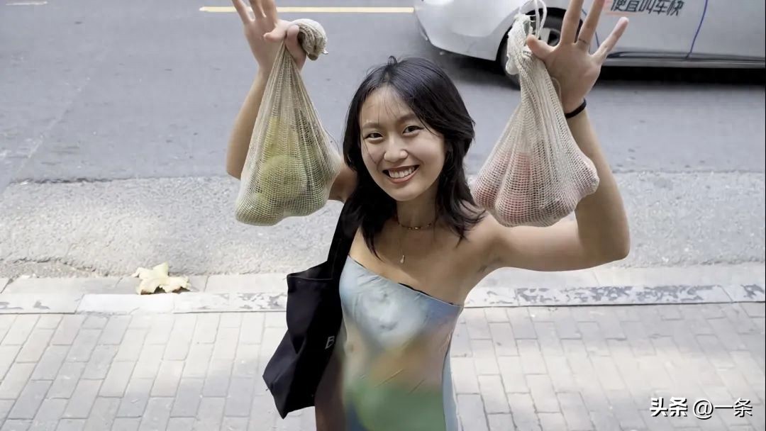 7 năm gần như không mua đồ mới, cô gái 9X nhận ra: Tiết kiệm bền vững không phải sống khổ, mà là biết thứ gì thực sự đáng tiền - Ảnh 1.