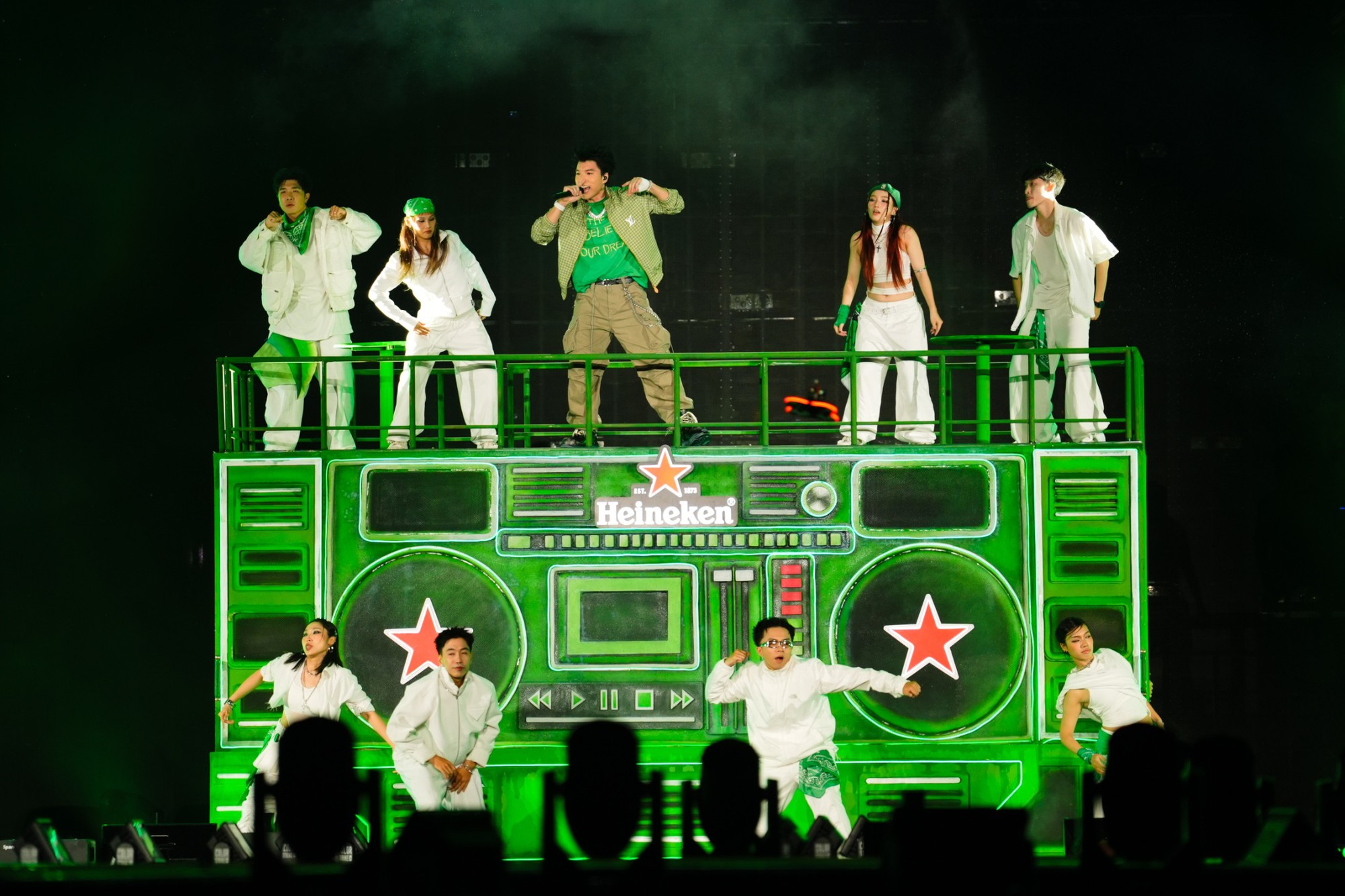 &rlm;The World of Heineken&reg;: &ldquo;Si&ecirc;u trải nghiệm&rdquo; kết nối văn ho&aacute;, thể thao, du lịch v&agrave; kinh tế đ&ocirc; thị &rlm; - Ảnh 2.