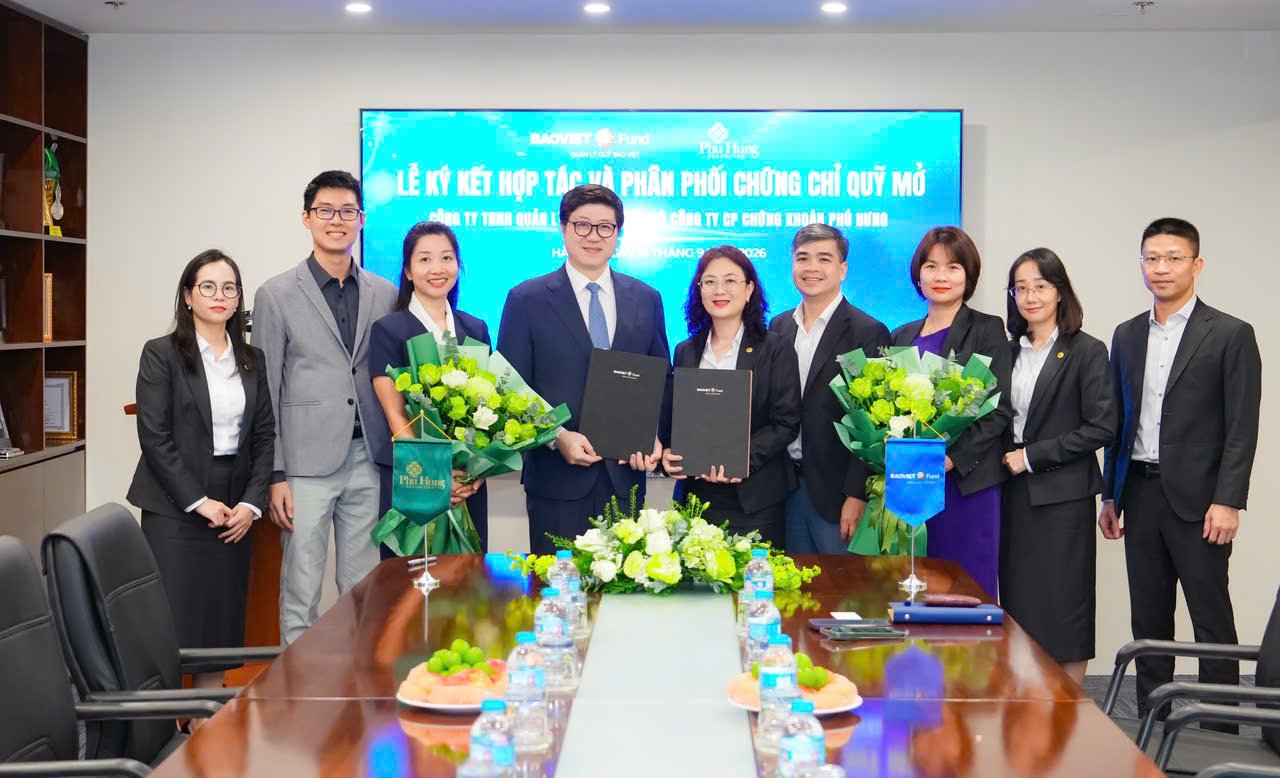 Baoviet Fund v&agrave; Chứng kho&aacute;n Ph&uacute; Hưng k&yacute; kết hợp t&aacute;c ph&acirc;n phối chứng chỉ quỹ mở - Ảnh 1.