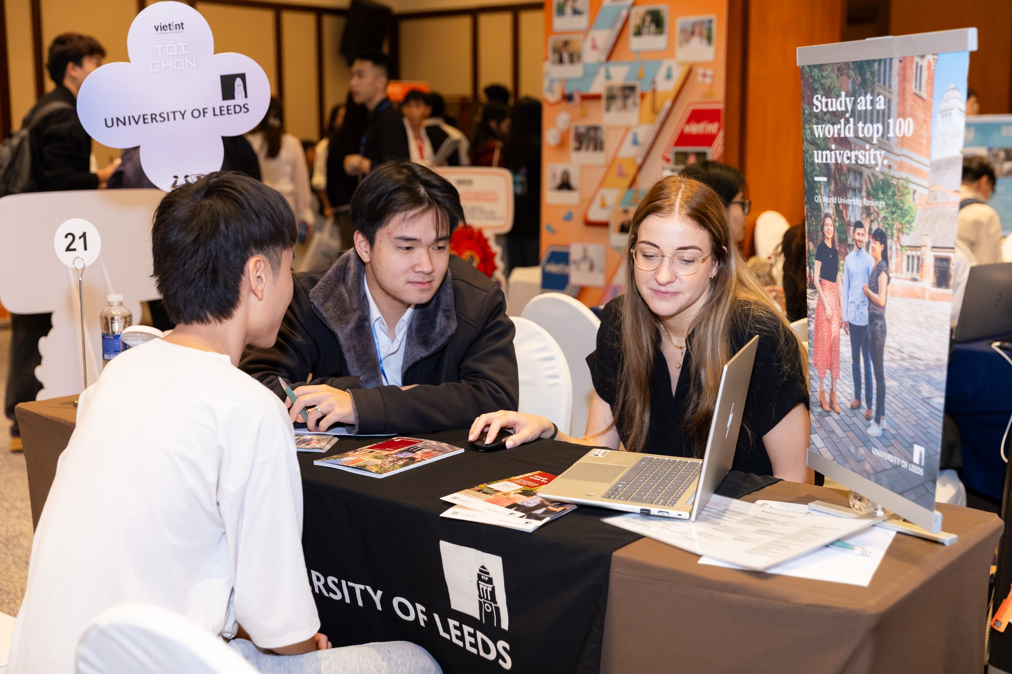 Bạn c&oacute; đang FOMO khi chọn trường du học 2027? - Ảnh 4.