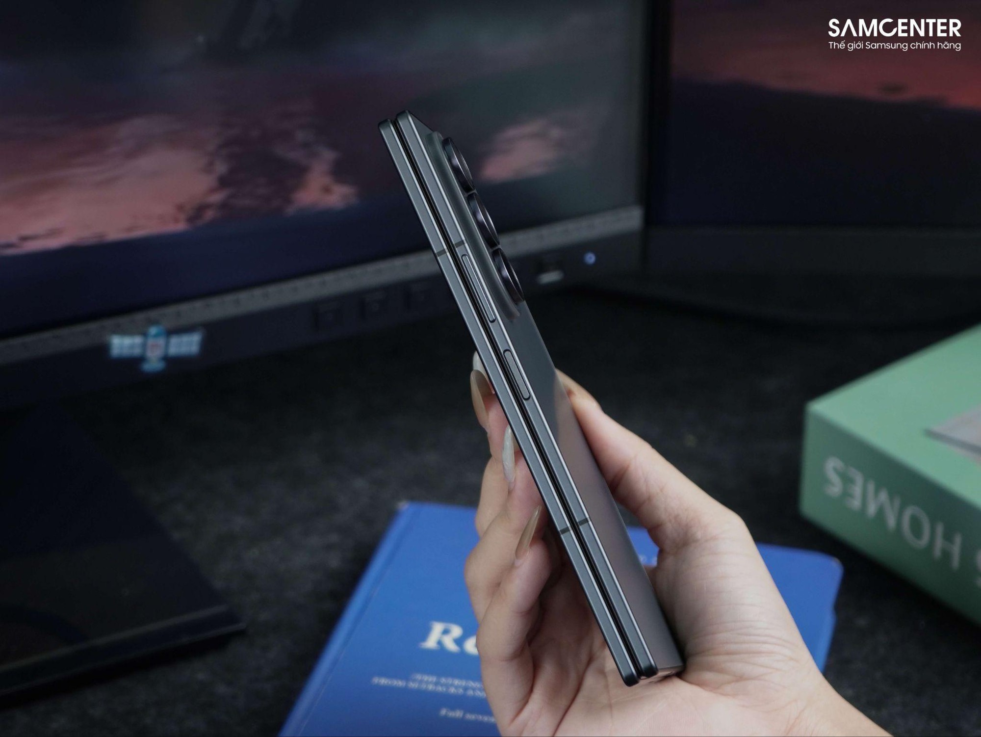 &rlm;Galaxy Z Fold8 Ultra c&oacute; nhiều th&ocirc;ng số phần cứng nổi bật, gi&aacute; thấp hơn iPhone Duo khoảng 19 triệu đồng&rlm; - Ảnh 2.