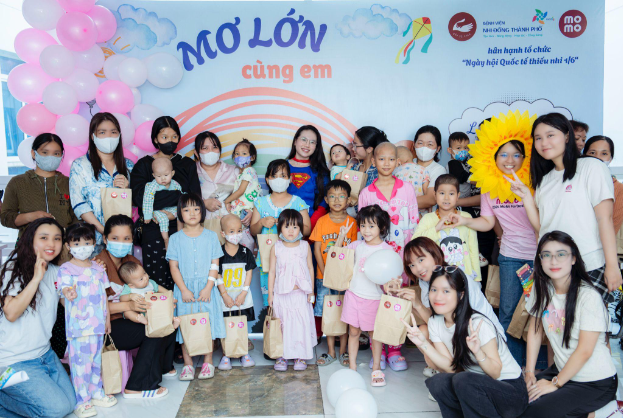 “Gom tiểu thành đại”: 1.000 đồng làm được gì trong kỷ nguyên số? - Ảnh 1.