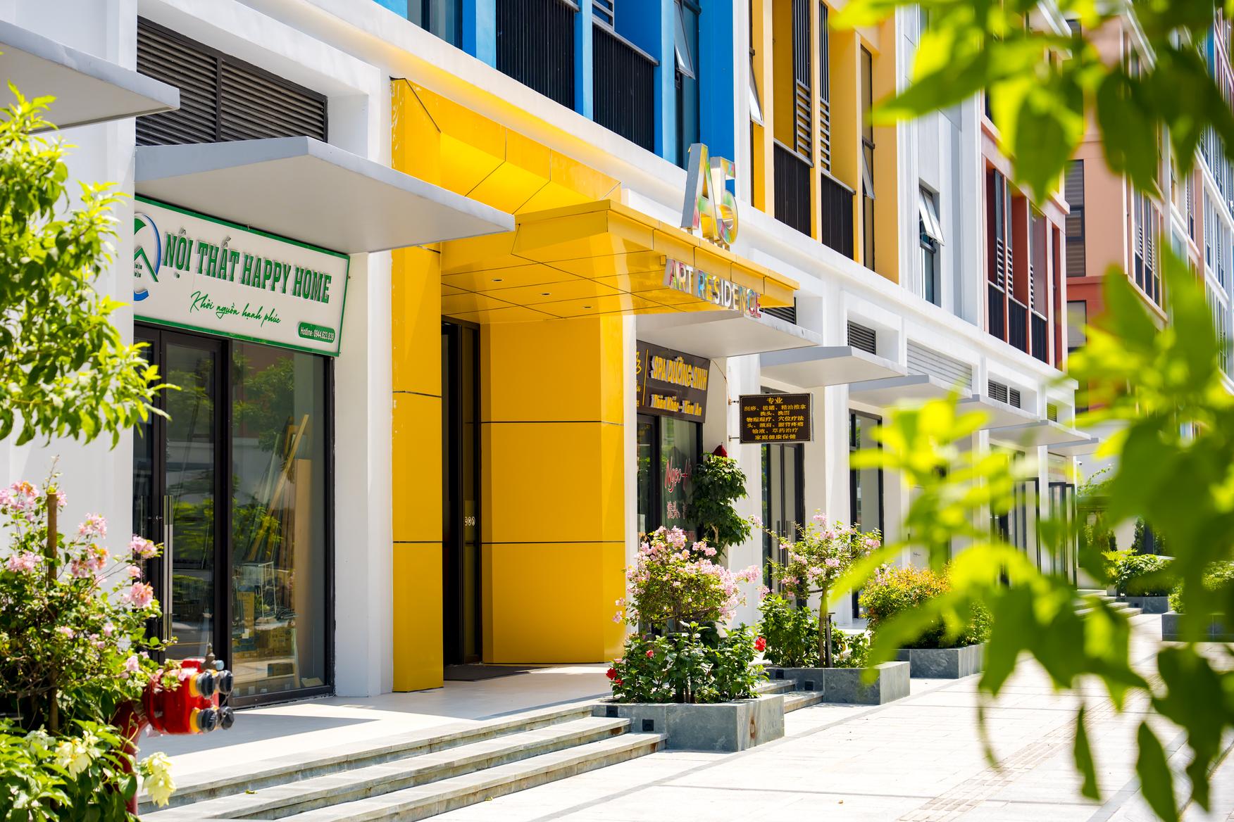 Trốn khói bụi, tắc đường, kiến trúc sư trẻ quyết đưa cả nhà về Sun Urban City sống - Ảnh 3.