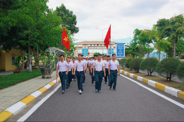 Sư đo&agrave;n 377 hưởng ứng chương tr&igrave;nh &ldquo;C&ugrave;ng Việt Nam tiến bước&rdquo; - Ảnh 3.